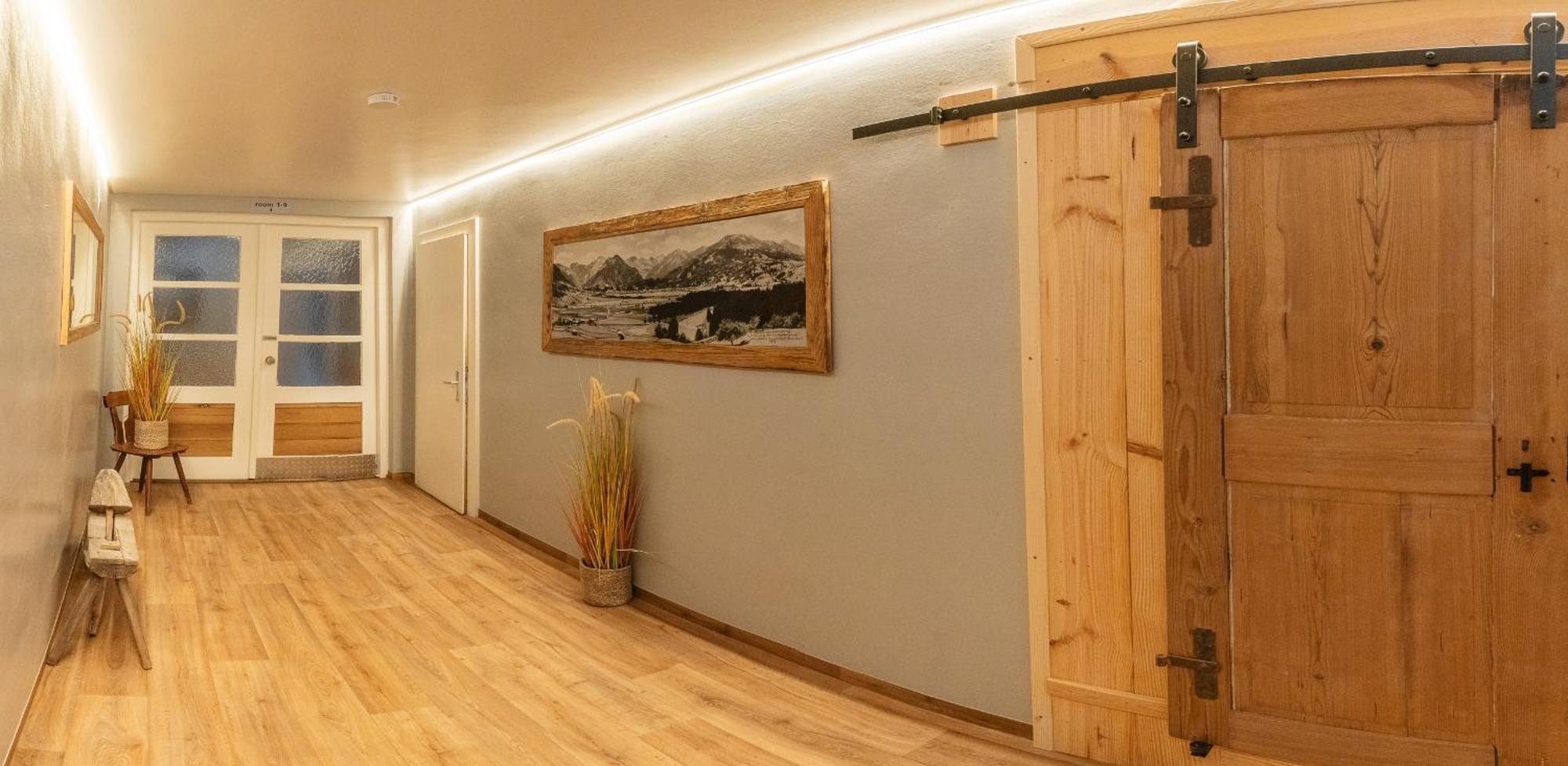 Hostel - Ron'S Guesthouse Oberstdorf Dış mekan fotoğraf