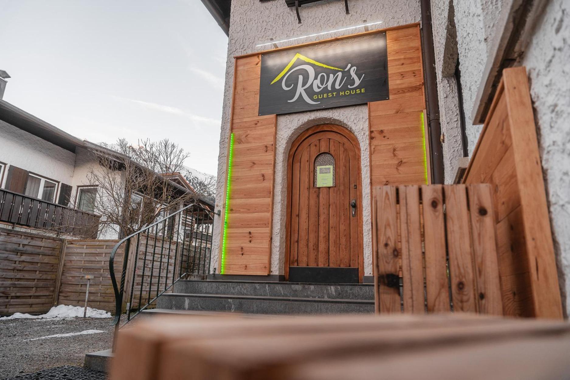 Hostel - Ron'S Guesthouse Oberstdorf Dış mekan fotoğraf