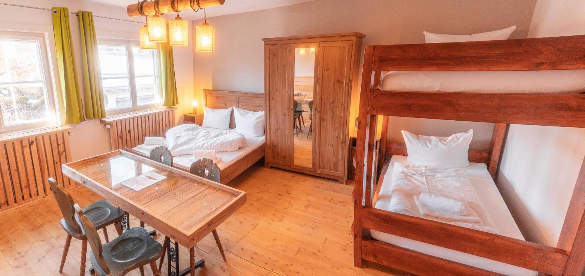 Hostel - Ron'S Guesthouse Oberstdorf Dış mekan fotoğraf