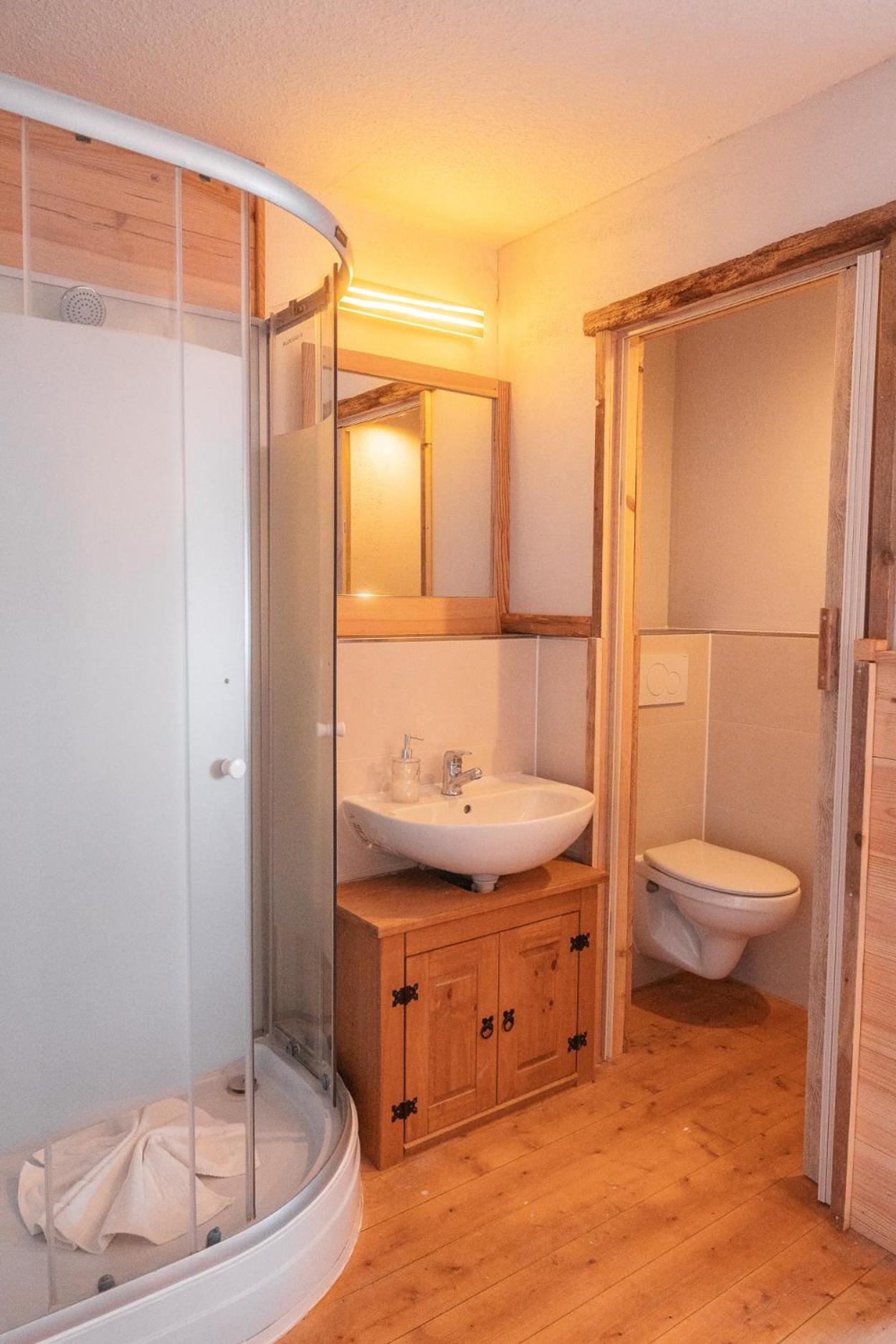 Hostel - Ron'S Guesthouse Oberstdorf Dış mekan fotoğraf