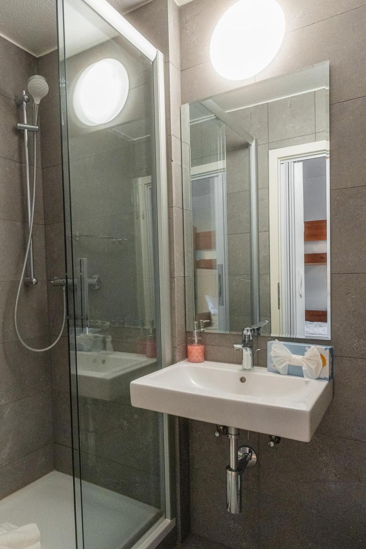 Hostel - Ron'S Guesthouse Oberstdorf Dış mekan fotoğraf